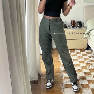 Local European cargo pant